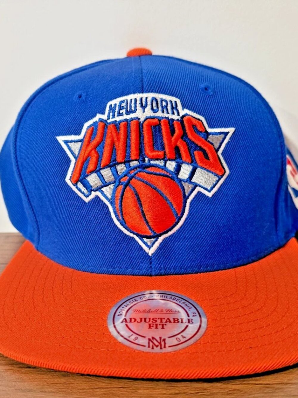 NEW - NY Knicks Mitchell & Ness NBA Snapback Cap Hat 3D Logo